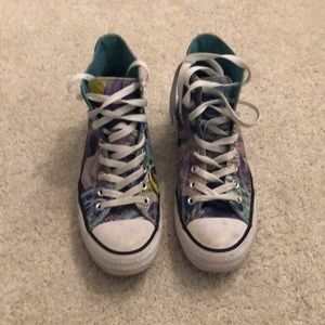 Converse High Tops Size 8.5
